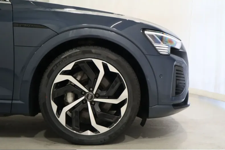 Audi Q8 din 2024 cu 79.539 km - oferta AUD230315 - foto 5