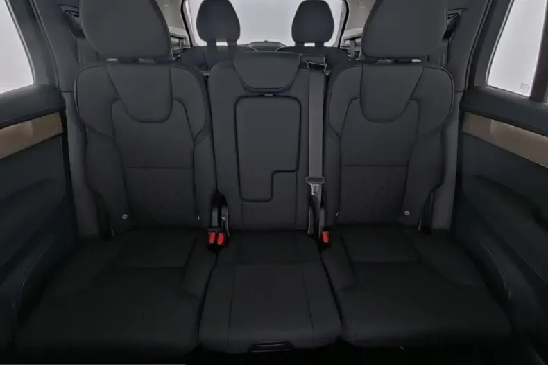 Volvo XC90 din 2025 cu 19.414 km - oferta VOL230316 - foto 13