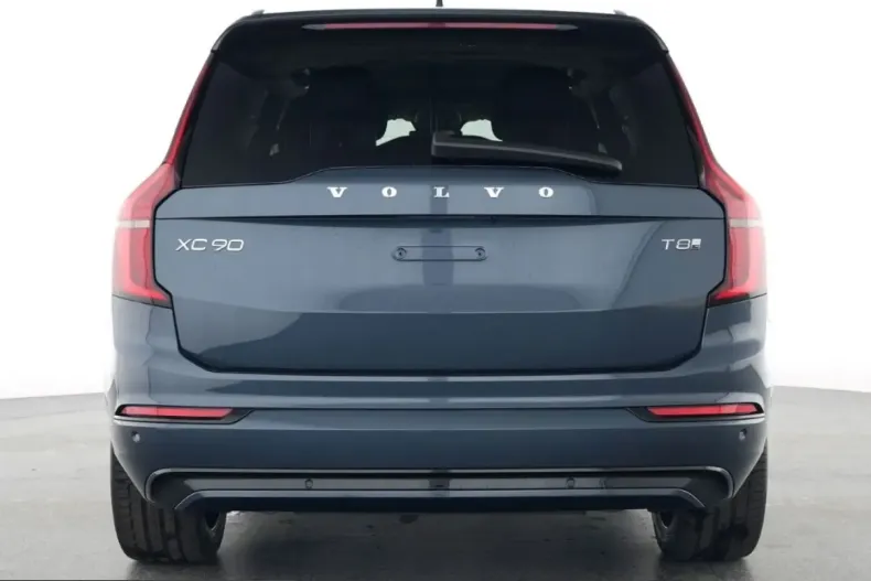 Volvo XC90 din 2025 cu 17.928 km - oferta VOL230323 - foto 3