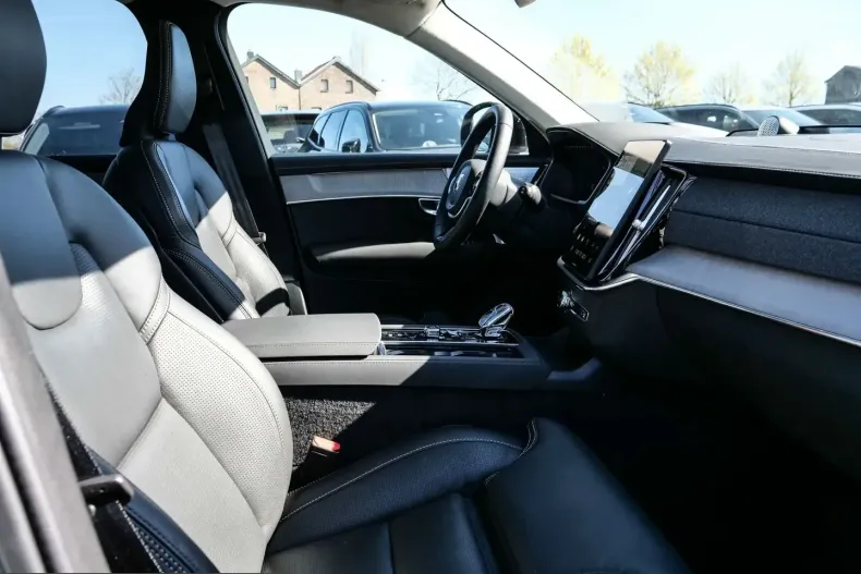 Volvo XC90 din 2025 cu 25.788 km - oferta VOL230324 - foto 11