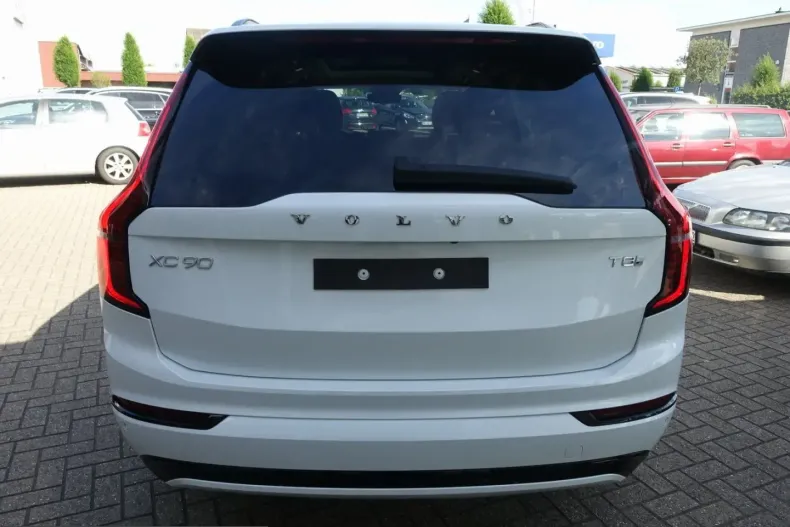 Volvo XC90 din 2025 cu 18.722 km - oferta VOL230330 - foto 3