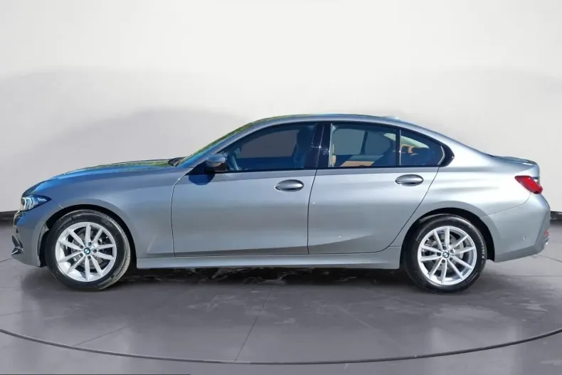 BMW 318i (Seria 3) din 2025 cu 13.441 km - oferta BMW230333 - foto 2