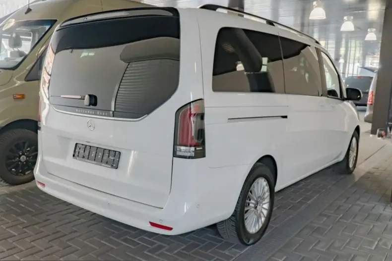 Mercedes-Benz V 300 (Clasa V) din 2025 cu 22.267 km - oferta MER230340 - foto 5