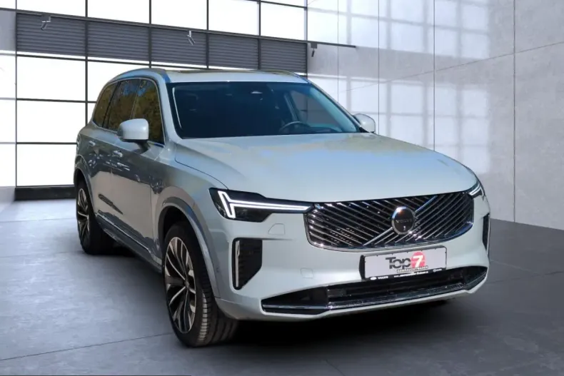 Volvo XC90 din 2025 cu 17.700 km - oferta VOL230343 - foto 5