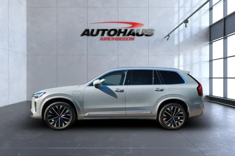 Volvo XC90 din 2025 cu 17.700 km - oferta VOL230343 - foto 7