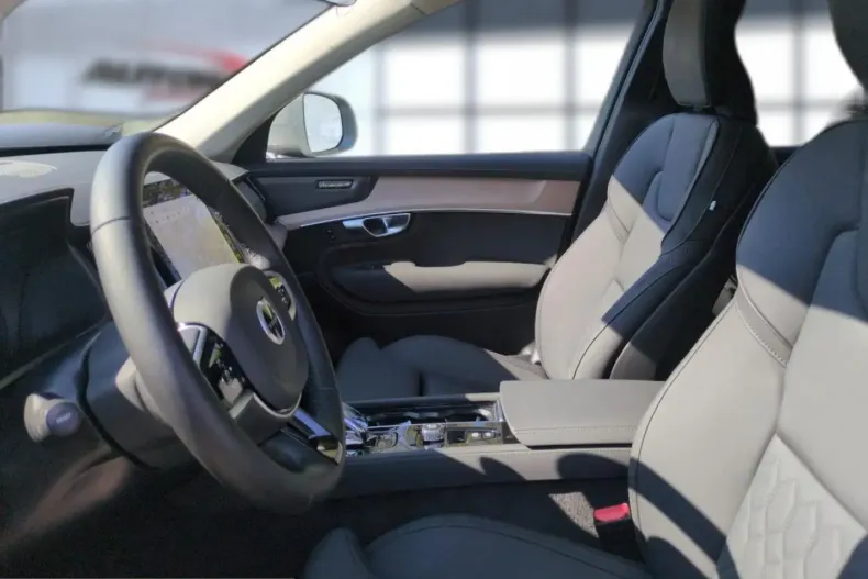 Volvo XC90 din 2025 cu 17.700 km - oferta VOL230343 - foto 10