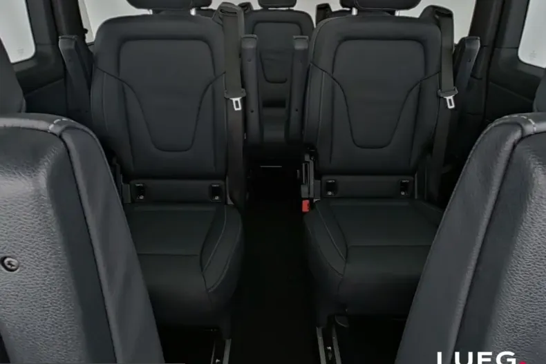Mercedes-Benz V 300 (Clasa V) din 2024 cu 21.218 km - oferta MER230347 - foto 6