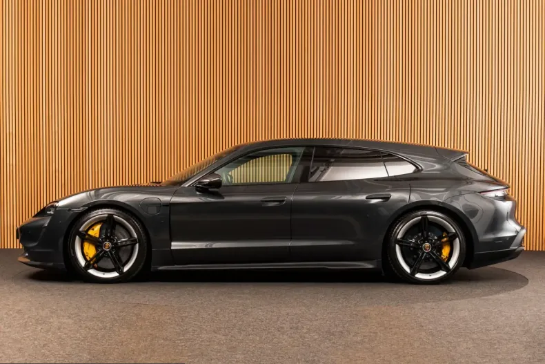 Porsche Taycan din 2022 cu 85.084 km - oferta POR230352 - foto 4