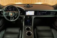 Porsche Taycan din 2022 cu 85.084 km - oferta POR230352 - foto 11