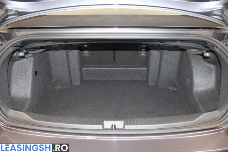 Volkswagen T-Roc din 2022 cu 27.852 km - oferta VOL230354 - foto 9