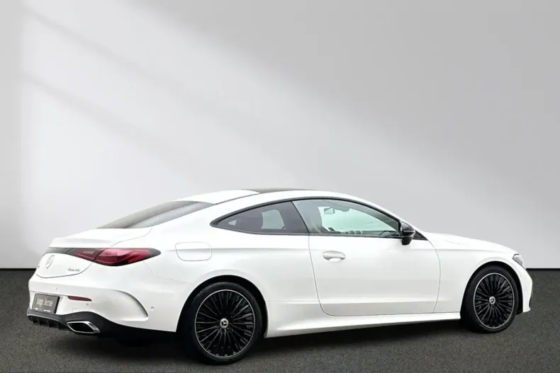 Mercedes-Benz CLE 300 (Clasa CLE) din 2025 cu 3.900 km - oferta MER230358 - foto 3