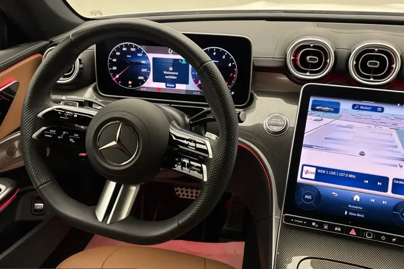Mercedes-Benz CLE 300 (Clasa CLE) din 2025 cu 3.900 km - oferta MER230358 - foto 8