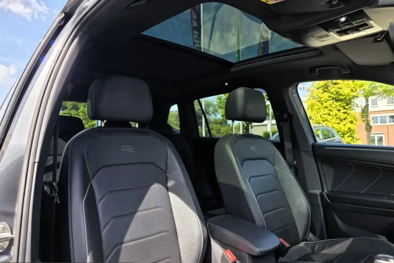 Volkswagen Tiguan Allspace din 2023 cu 71.609 km - oferta VOL230360 - foto 9