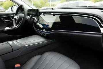 Mercedes-Benz E 300 din 2025 - oferta MER230361