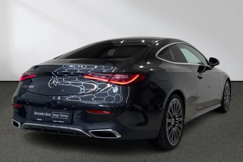 Mercedes-Benz CLE 300 (Clasa CLE) din 2025 cu 3.200 km - oferta MER230362 - foto 3