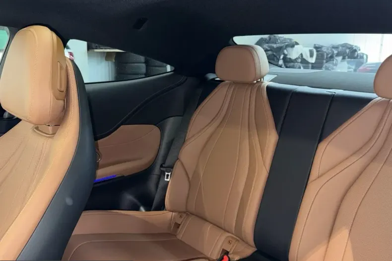Mercedes-Benz CLE 300 (Clasa CLE) din 2025 cu 3.200 km - oferta MER230362 - foto 11