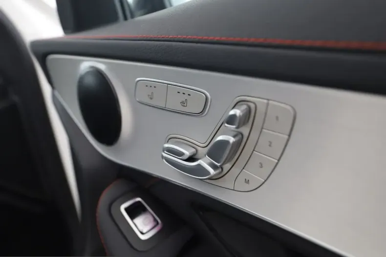 Mercedes-Benz GLC 43 AMG (Clasa GLC) din 2022 cu 79.999 km - oferta MER230365 - foto 16