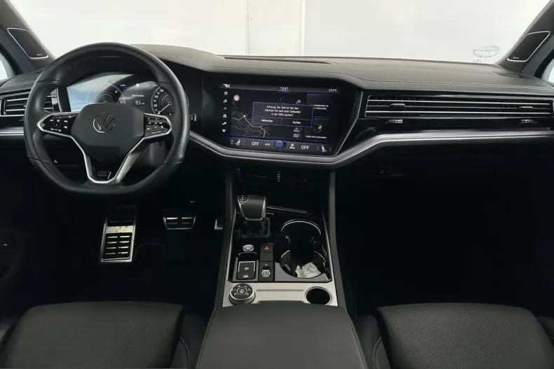 Volkswagen Touareg din 2022 cu 84.500 km - oferta VOL230369 - foto 9