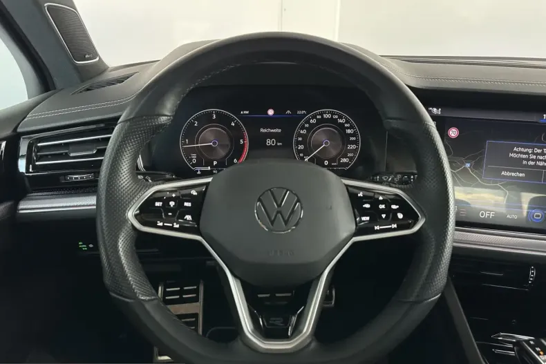 Volkswagen Touareg din 2022 cu 84.500 km - oferta VOL230369 - foto 12