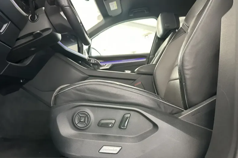Volkswagen Touareg din 2022 cu 84.500 km - oferta VOL230369 - foto 14