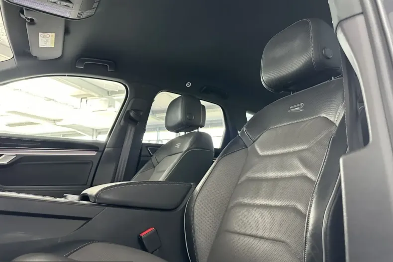 Volkswagen Touareg din 2022 cu 84.500 km - oferta VOL230369 - foto 15