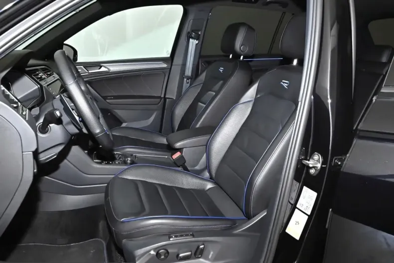 Volkswagen Tiguan din 2024 cu 66.133 km - oferta VOL230373 - foto 12