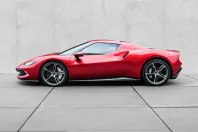 Ferrari 296 GTB din 2023 cu 5.672 km - oferta FER230381 - foto 3