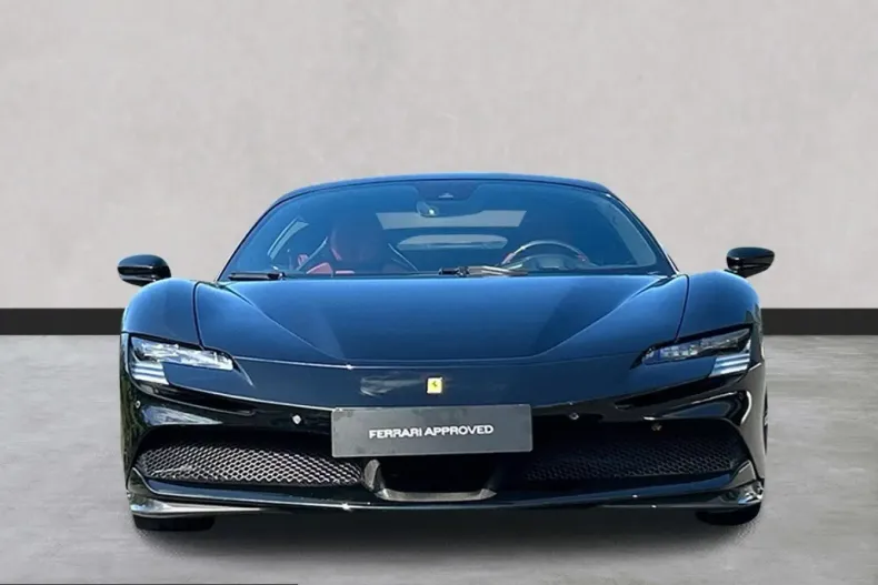 Ferrari SF90 din 2022 cu 5.500 km - oferta FER230382 - foto 2
