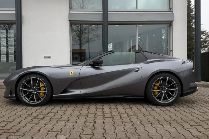 Ferrari 812 din 2021 cu 4.350 km - oferta FER230383 - foto 14