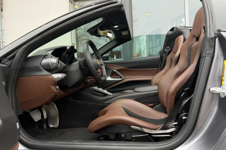 Ferrari 812 din 2021 cu 4.350 km - oferta FER230383 - foto 16