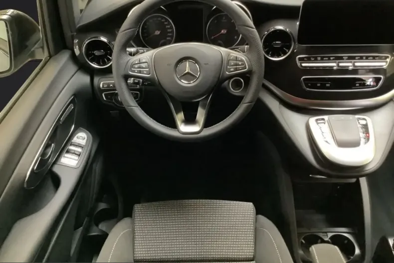 Mercedes-Benz V 300 (Clasa V) din 2024 cu 17.900 km - oferta MER230387 - foto 13