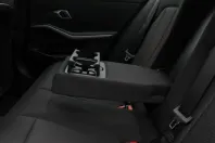 BMW 318i (Seria 3) din 2024 cu 42.585 km - oferta BMW230394 - foto 27