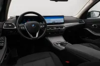 BMW 318i (Seria 3) din 2024 cu 42.585 km - oferta BMW230394 - foto 37