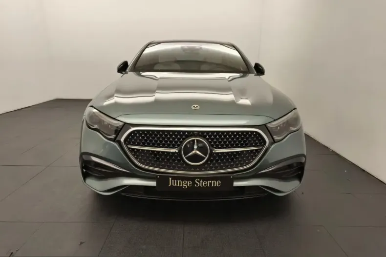 Mercedes-Benz E 300 (Clasa E) din 2024 cu 8.323 km - oferta MER230396 - foto 3