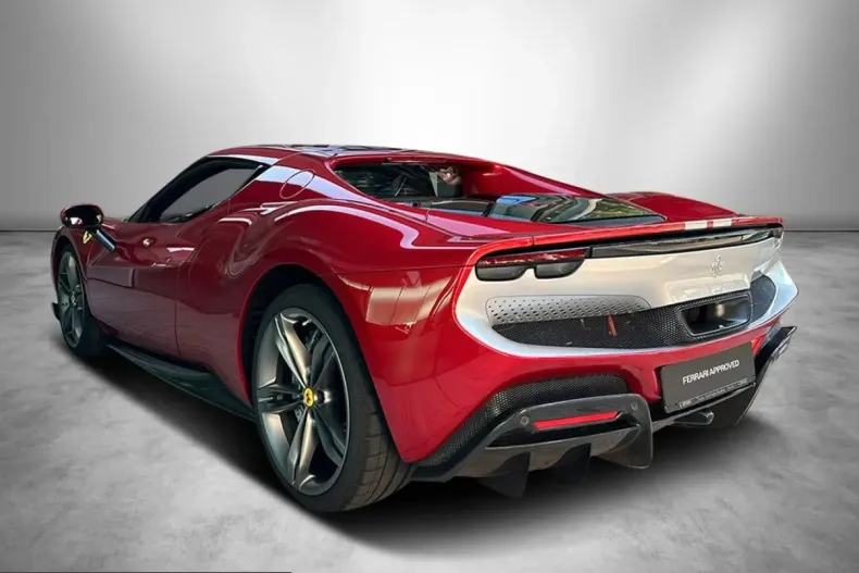Ferrari 296 GTB din 2022 cu 9.000 km - oferta FER230403 - foto 6