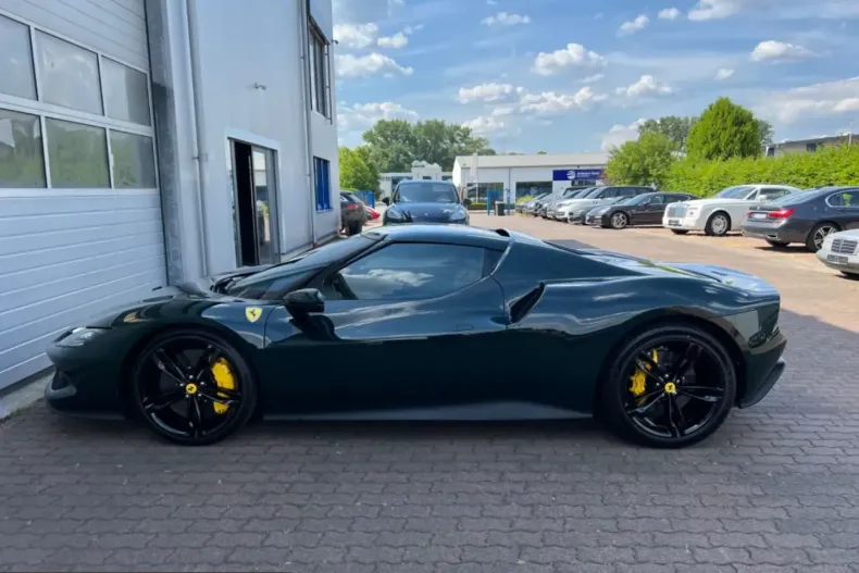 Ferrari 296 GTB din 2022 cu 8.000 km - oferta FER230404 - foto 20