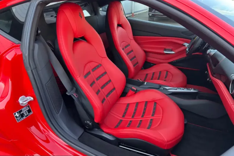 Ferrari F8 din 2021 cu 4.600 km - oferta FER230406 - foto 28
