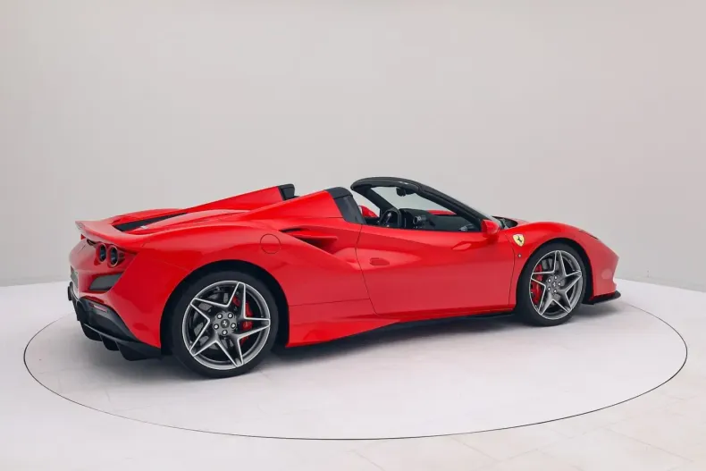 Ferrari F8 din 2021 cu 11.331 km - oferta FER230412 - foto 6