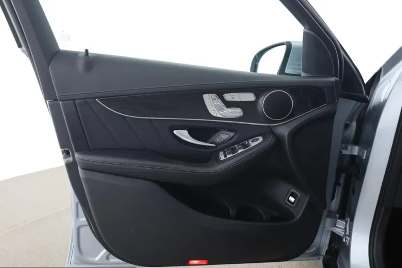 Mercedes-Benz GLC 400 (Clasa GLC) din 2022 cu 61.700 km - oferta MER230417 - foto 13