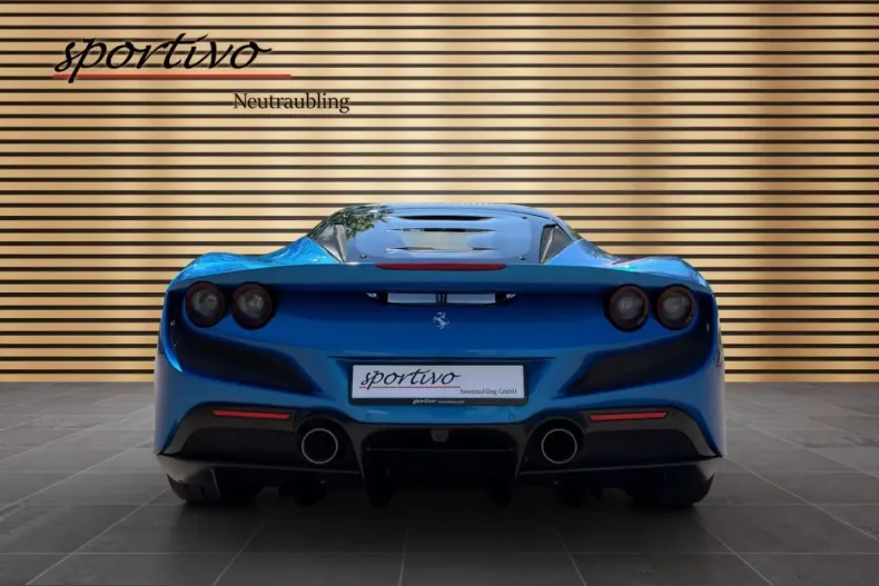 Ferrari F8 din 2021 cu 11.782 km - oferta FER230420 - foto 4