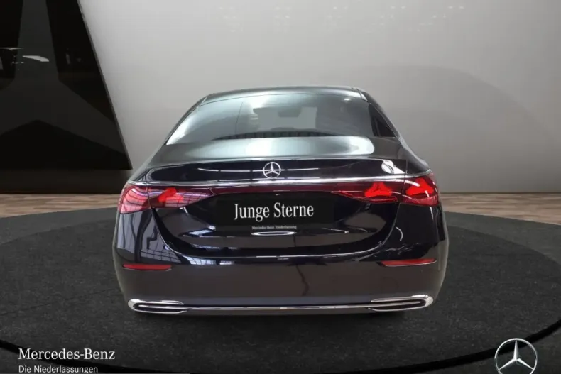 Mercedes-Benz E 220 (Clasa E) din 2025 cu 11.187 km - oferta MER230421 - foto 5