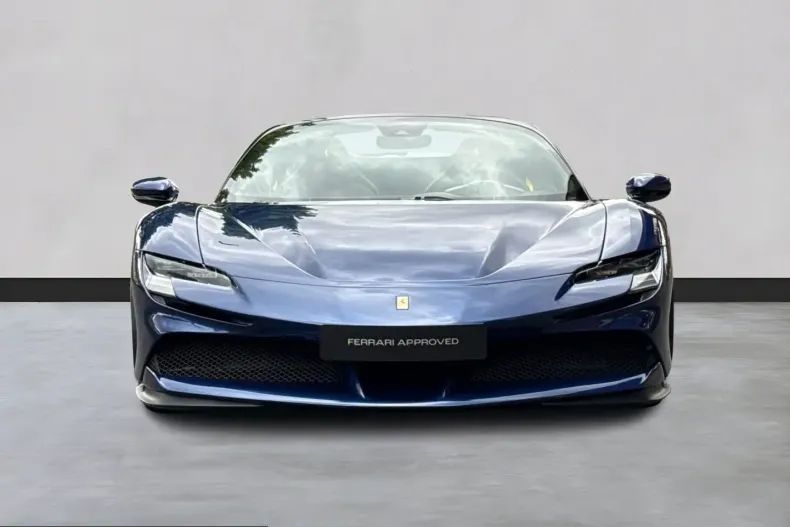 Ferrari SF90 din 2021 cu 6.500 km - oferta FER230424 - foto 2