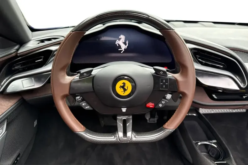 Ferrari SF90 din 2021 cu 6.500 km - oferta FER230424 - foto 12