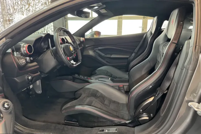 Ferrari F8 din 2021 cu 9.200 km - oferta FER230426 - foto 18