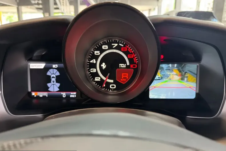 Ferrari F8 din 2021 cu 9.200 km - oferta FER230426 - foto 23