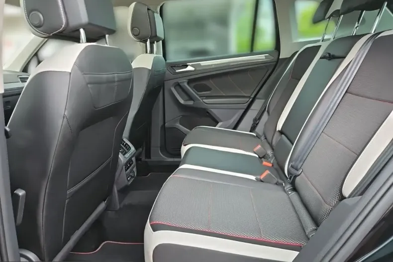 Volkswagen Tiguan din 2022 cu 64.844 km - oferta VOL230427 - foto 12