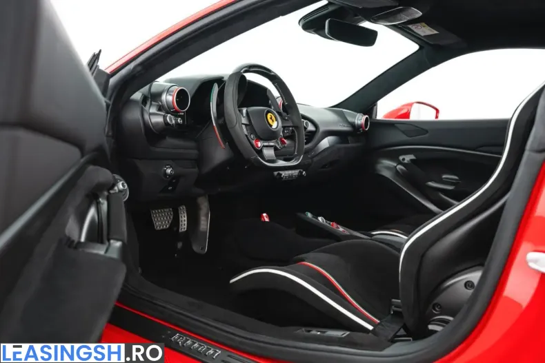 Ferrari F8 din 2021 cu 11.000 km - oferta FER230429 - foto 11