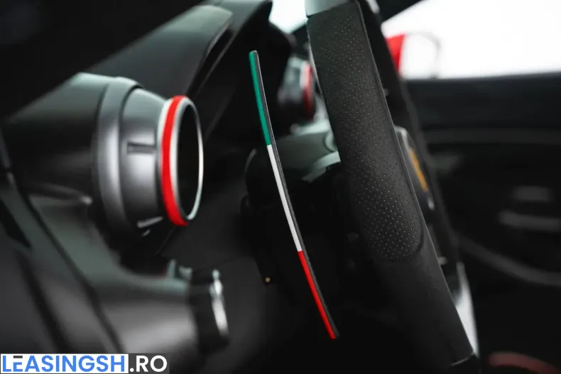 Ferrari F8 din 2021 cu 11.000 km - oferta FER230429 - foto 25