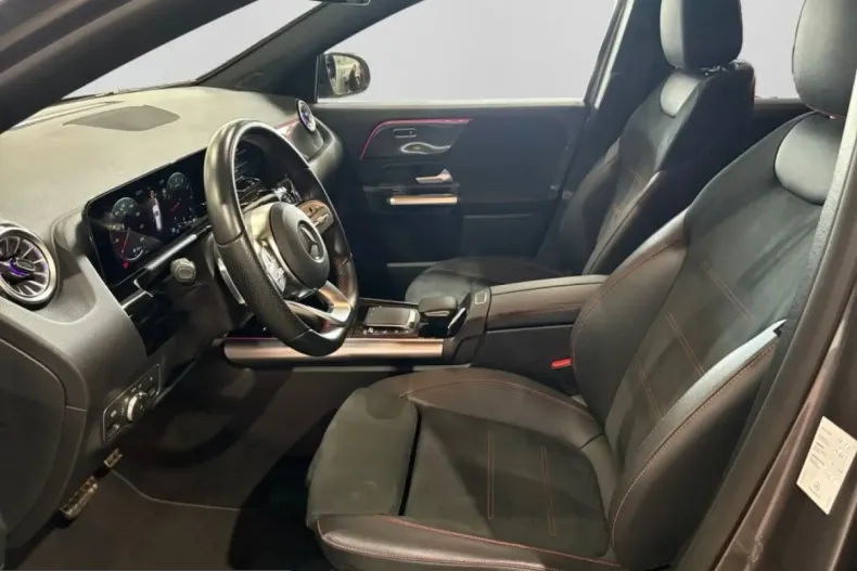Mercedes-Benz GLA 200 (Clasa GLA) din 2023 cu 48.446 km - oferta MER230432 - foto 10