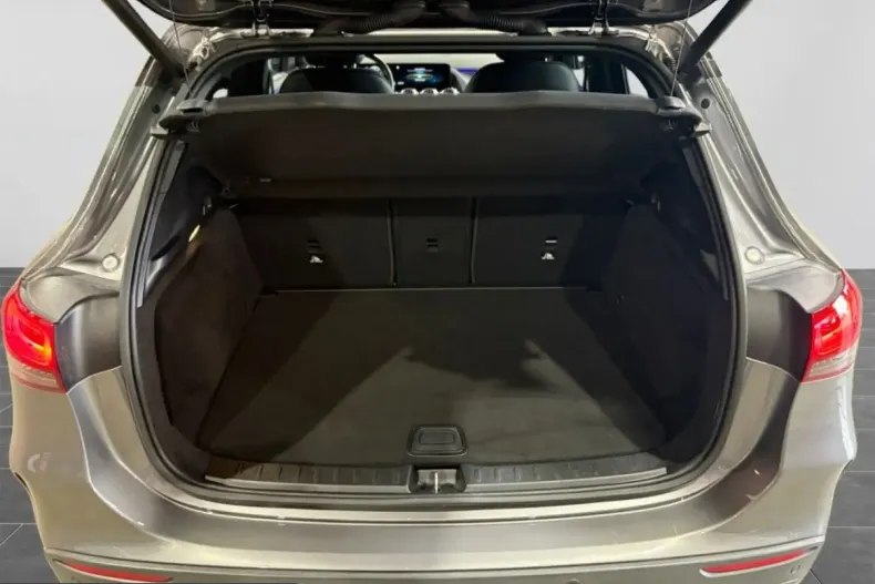 Mercedes-Benz GLA 200 (Clasa GLA) din 2023 cu 48.446 km - oferta MER230432 - foto 17